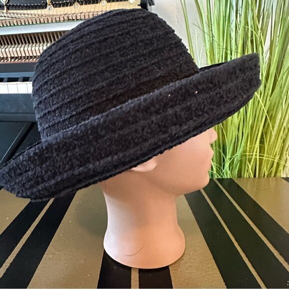 Vintageāchenille rolled brim hat super soft black - Picture 3 of 10